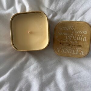 VANILLA CREAM SQUARE TIN BOX CANDLE- NEW